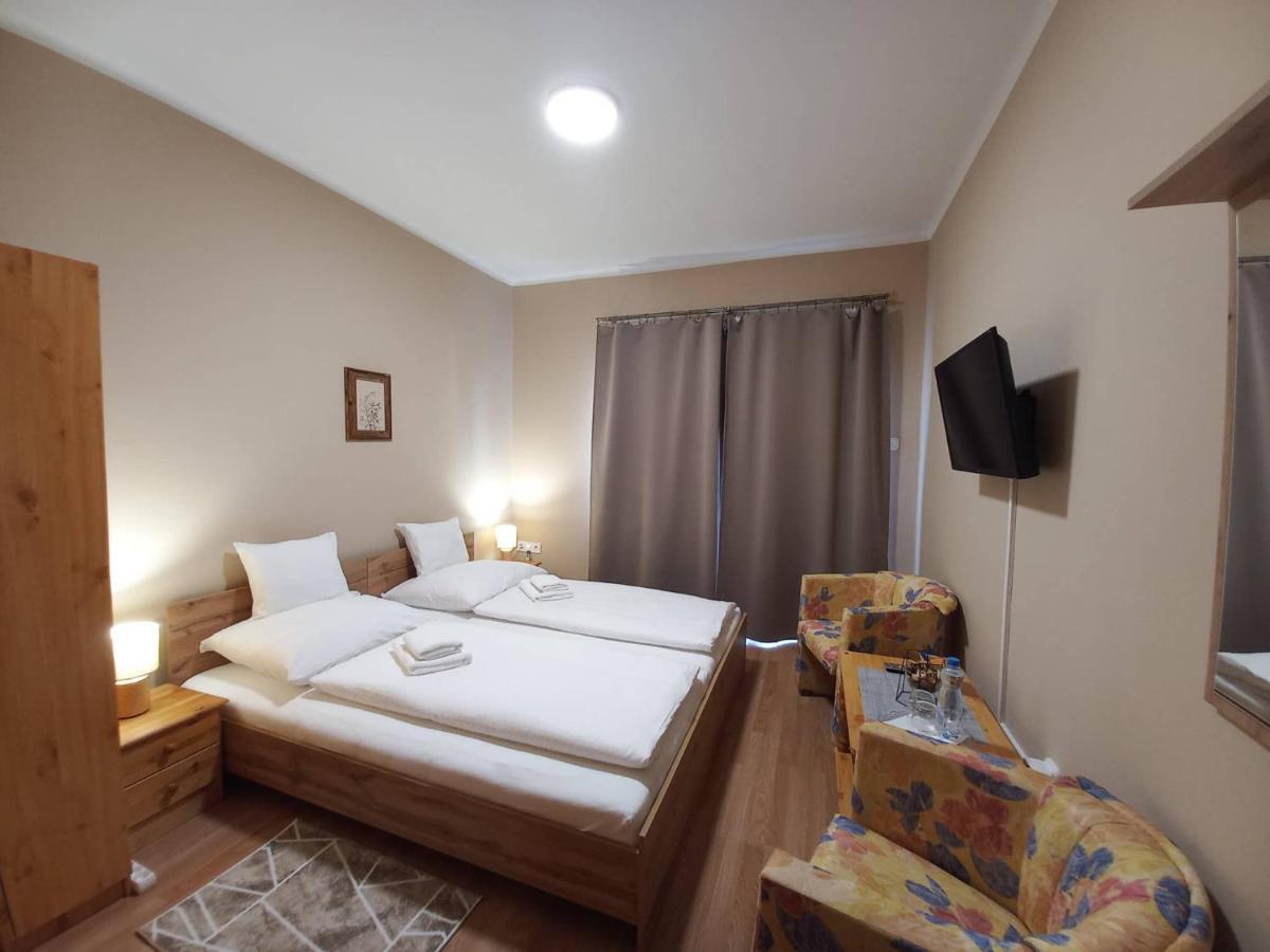 Family Panzio Zalakaros Bed and Breakfast Εξωτερικό φωτογραφία