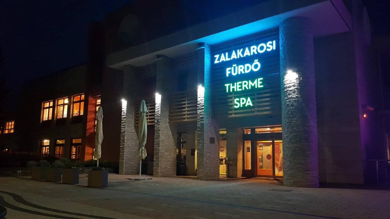 Family Panzio Zalakaros Bed and Breakfast Εξωτερικό φωτογραφία