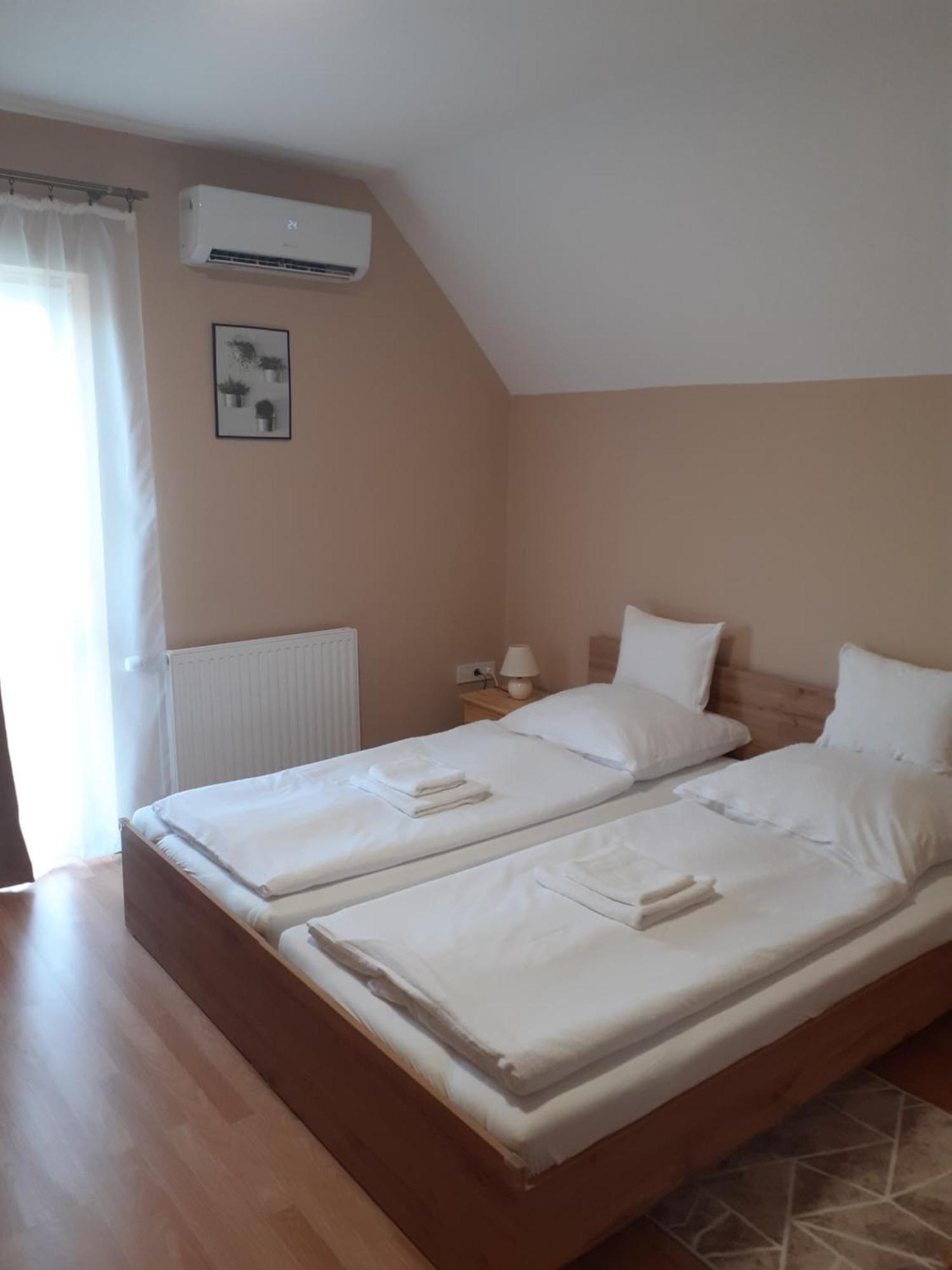 Family Panzio Zalakaros Bed and Breakfast Εξωτερικό φωτογραφία