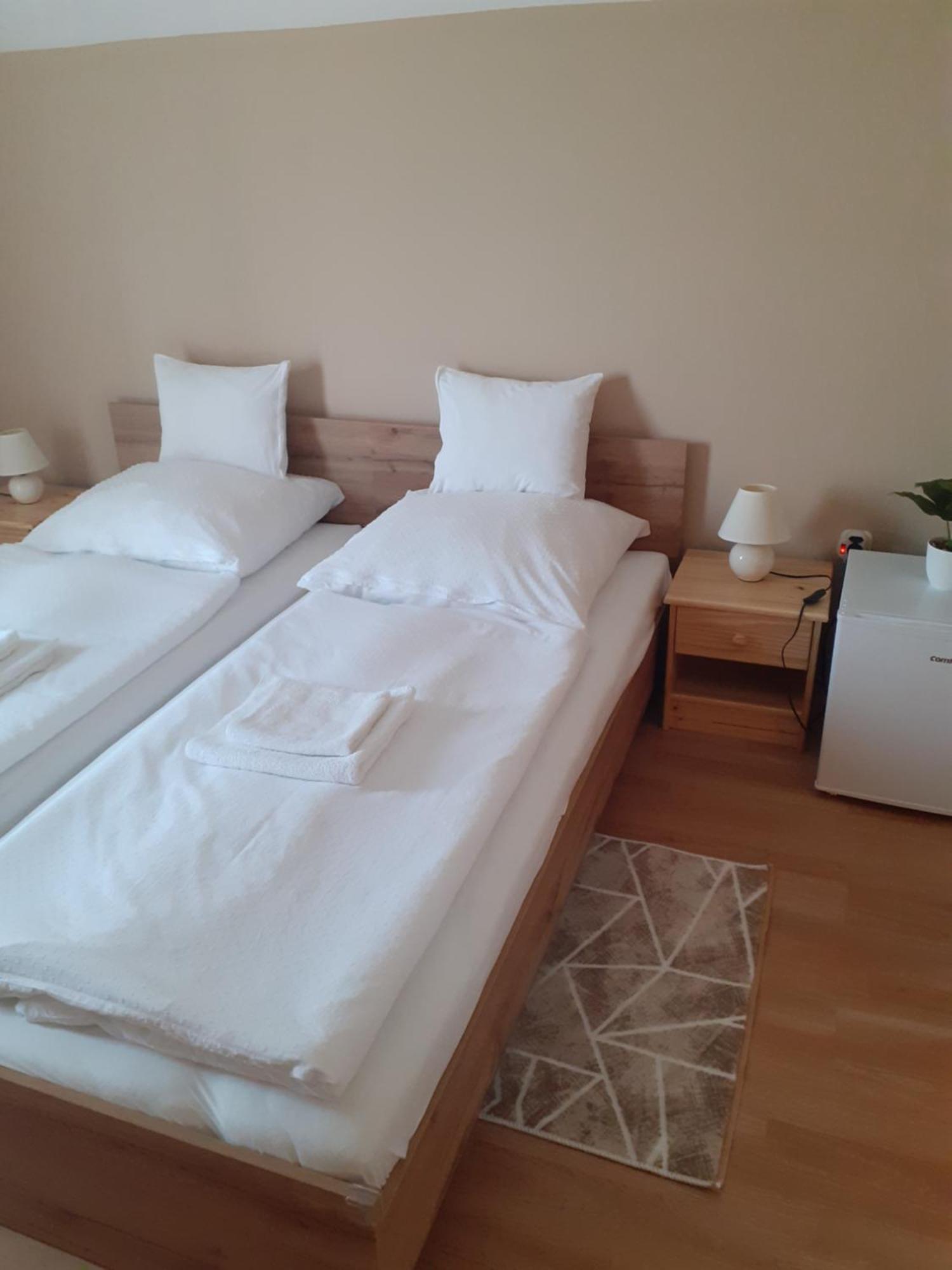 Family Panzio Zalakaros Bed and Breakfast Εξωτερικό φωτογραφία